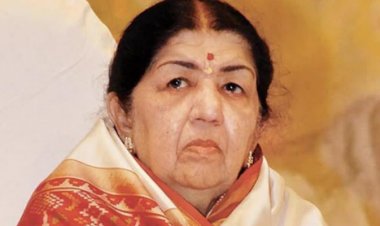 लता मंगेशकर निधन :भारत रत्न लता मंगेशकर का निधन, कोरोना और निमोनिया होने के बाद 29 दिन से मुंबई के ब्रीच कैंडी अस्पताल के ICU में थीं