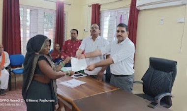 सरपंच एवं पंच निर्विरोध चुने जाने पर रिटर्निग अधिकारी द्वारा दिया गया प्रमाण पत्र