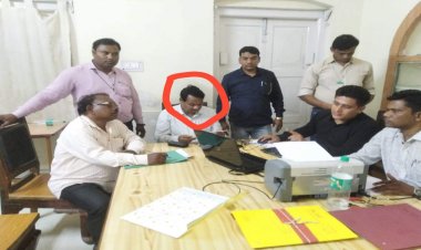 नही थम रहा भ्रष्टाचार,  लोकायुक्त की टीम ने पंचायत समन्वयक अधिकारी को 15 हजार रिश्वत लेते रंगे हाथों किया गिरफ्तार