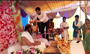 भक्तिमय भागवत कथा में पहुच कलेक्टर ने किया पूजा व कथा श्रवण