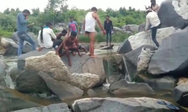 पानी मे डूबे मासूम का शव दो हफ्ते बाद मिला