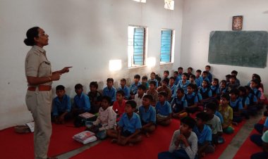 "अभियान चेतना"  से बालक बालिकाओं को सजग किया गया