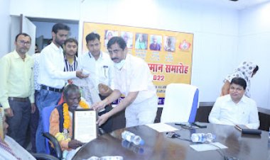 वृद्धजनों को सम्मान देने भारत निर्वाचन आयोग की अभिनव पहल