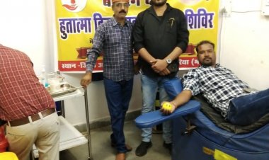 विश्व हिन्दू परिषद बजरंग दल के कार्यकर्ताओं द्वारा हुतात्मा दिवस पर किया गया रक्त दान