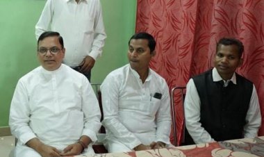 लगातार बढ़ते कर्ज से कैसे विकसित होगा प्रदेश,  पूर्व आईएएस डॉ. मिश्र ने जनता की सेवा करने छोड़ा पद