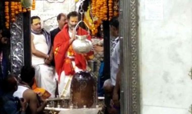 बाबा महाकाल की शरण में राहुल गांधी: गर्भगृह में की पूजा-अर्चना, भक्ति में दिखे लीन