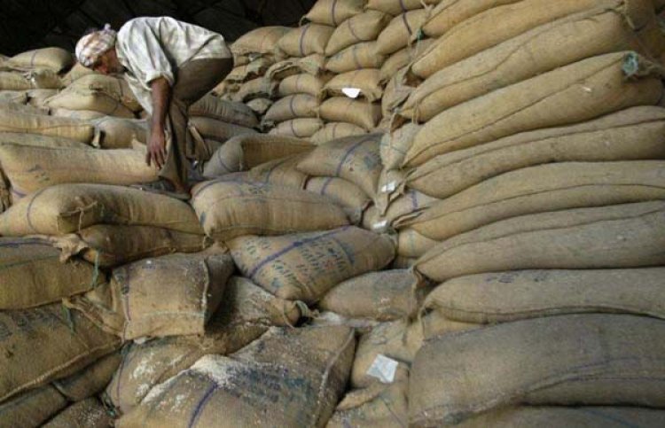 भ्रष्टाचार का मामला: उचित मूल्य दुकान से 95 बोरी चावल और गेहूँ की गायब, कौन है जिम्मेदार?
