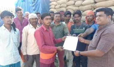 चार दिन बीत जाने के बाद भी नहीं मिला गरीब मजदूरों को न्याय