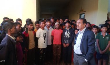 कलेक्टर ने एकलव्य विद्यालय छात्रावास तथा कन्या छात्रावास का किया औचक निरीक्षण