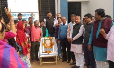 अटल जी भारतीयों के दिलों में राज करते हैं - दिलीप पांडे