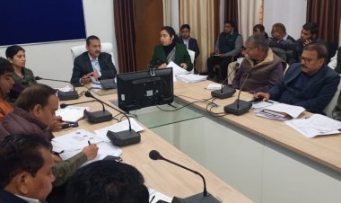 धान उपार्जन की कलेक्टर द्वारा की गई समीक्षा