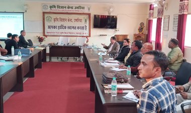 कलेक्टर ने कृषि, उद्यानिकी , पषु चिकित्सा विभाग के गतिविधियों की की समीक्षा
