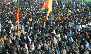 करणी सेना ने भरी हुंकार, लाखों की तादाद में जुटे माई के लाल, कहा-व्यवस्था सुधारे नही तो होगा तख्तापलट