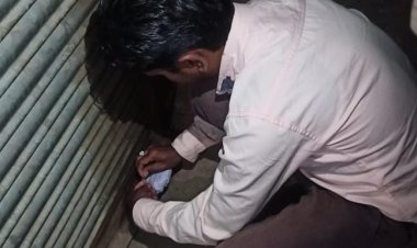 बहनों से ई केवाईसी के नाम पर लिए जा रहे थे पैसे,एसडीएम ने दुकान किया सील