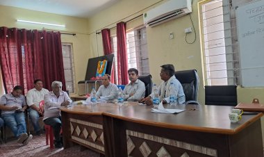 विकास कार्यो की विधायक बांधवगढ़ ने की समीक्षा