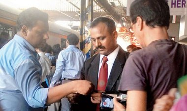 दूसरे के टिकट पर भी आप ऐसे कर सकते हैं यात्रा, कुछ नहीं कहेगा TTE, रेलवे का यह नियम है जरूरी