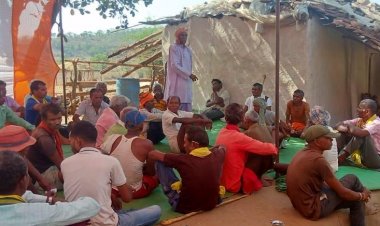 नर्मदा जल लाओ यात्रा आज कलेक्ट्रेट में