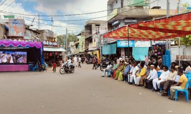 सत्ता पाने के लिये प्रलोभन का सहारा ले रहे शिवराज