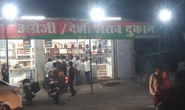 धड़ल्ले से हो रही पैकारी, ठेकेदार मंदिर परिसर तक नहीं छोड़ रहे