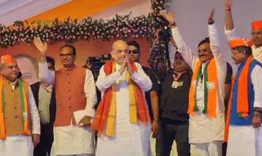 '370 को कांग्रेस ने बच्चे की तरह पाला’: इंदौर में अमित शाह कार्यकर्ताओं से बोले- लड़ाई के लिए तैयार हो जाओ, प्रचंड बहुमत से बीजेपी की सरकार बनाना है