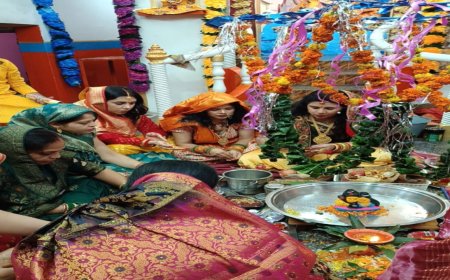 हरतालिका तीज पर महिलाओं ने की शिव पार्वती की पूजा,  रखा व्रत