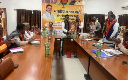 लोक सभा की तैयारी को लेकर संभागीय कलस्टर बैठक का आयोजन संपन्न