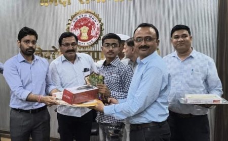 निखिल ने किया नगर व जिले का नाम रोशन