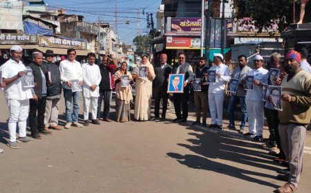 गृहमंत्री अमित शाह के बयान के खिलाफ कांग्रेस ने किया प्रदर्शन