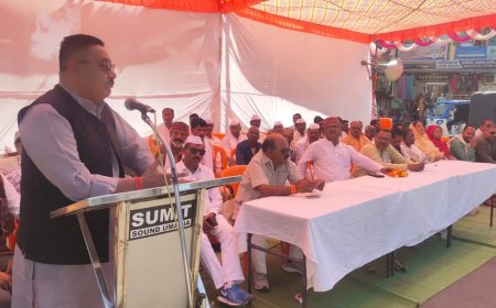 मंत्री प्रहलाद पटेल के इस्तीफे की मांग को लेकर कांग्रेस ने किया प्रदर्शन