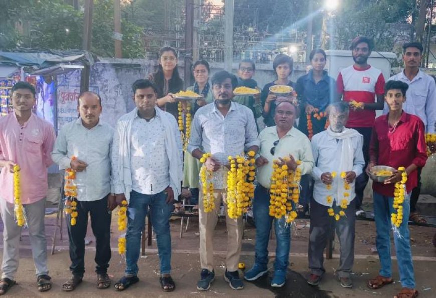 भगवान परशुराम जयंती की शोभायात्रा पर हिंदू मुस्लिम एकता मंच ने फूल बरसाकर किया भव्य स्वागत