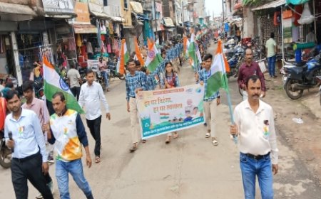 बड़े ही उत्साह के साथ मनाया गया आजादी का अमृत महोत्सव, नगर में निकाला गया तिरंगा यात्रा