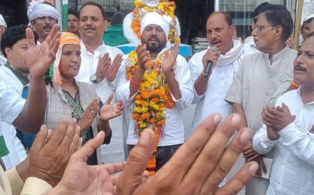 कांग्रेस कार्यकर्ताओं का उत्साह चरम पर, नव नियुक्त जिला अध्यक्ष का हुआ भव्य स्वागत