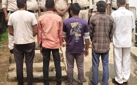 देर रात चले सघन कॉम्बिंग गस्त अभियान के दौरान 15 स्थाई वांरटी एवं 51 गिरफ्तारी वारंट पुलिस टीम द्वारा किए गए तामील
