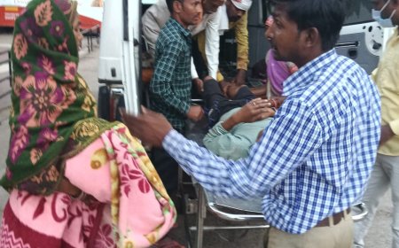 रेलिंग विहीन पुलिया पर फिर हादसा, युवक गंभीर वही  घुलघुली चौराहे पर दो बाइकों की भिड़ंत में आधे दर्जन घायल