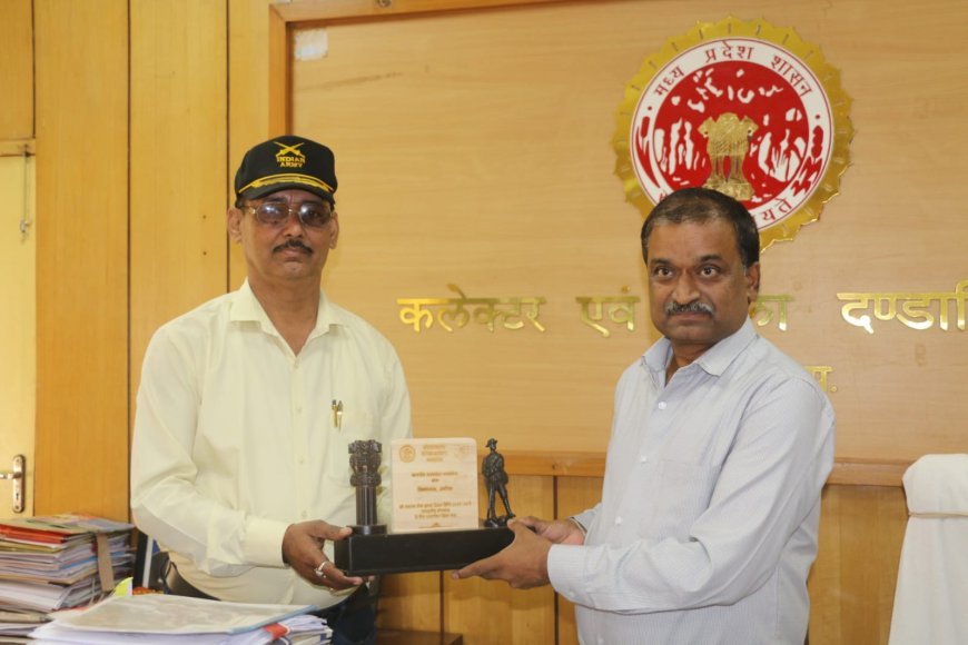 सशस्त्र सेना झंडा दिवस की राशि लक्ष्य से अधिक एकत्रित होने पर राज्यपाल ने किया सम्मानित