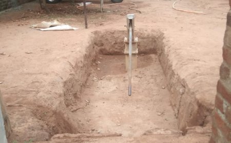 बंद हैंडपंप को कराया गया चालू