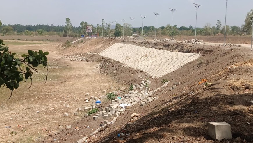 सौंदर्यीकरण के नाम पर कमीशनखोरी का आरोप, सगरा तालाब बना कमाई का जरिया 