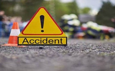 मंसूरी पेट्रोल पंप के पास देर रात बोलेरो-अर्टिका भिड़ी, एक्सीडेंटल पॉइंट पर आधे दर्जन जख्मी